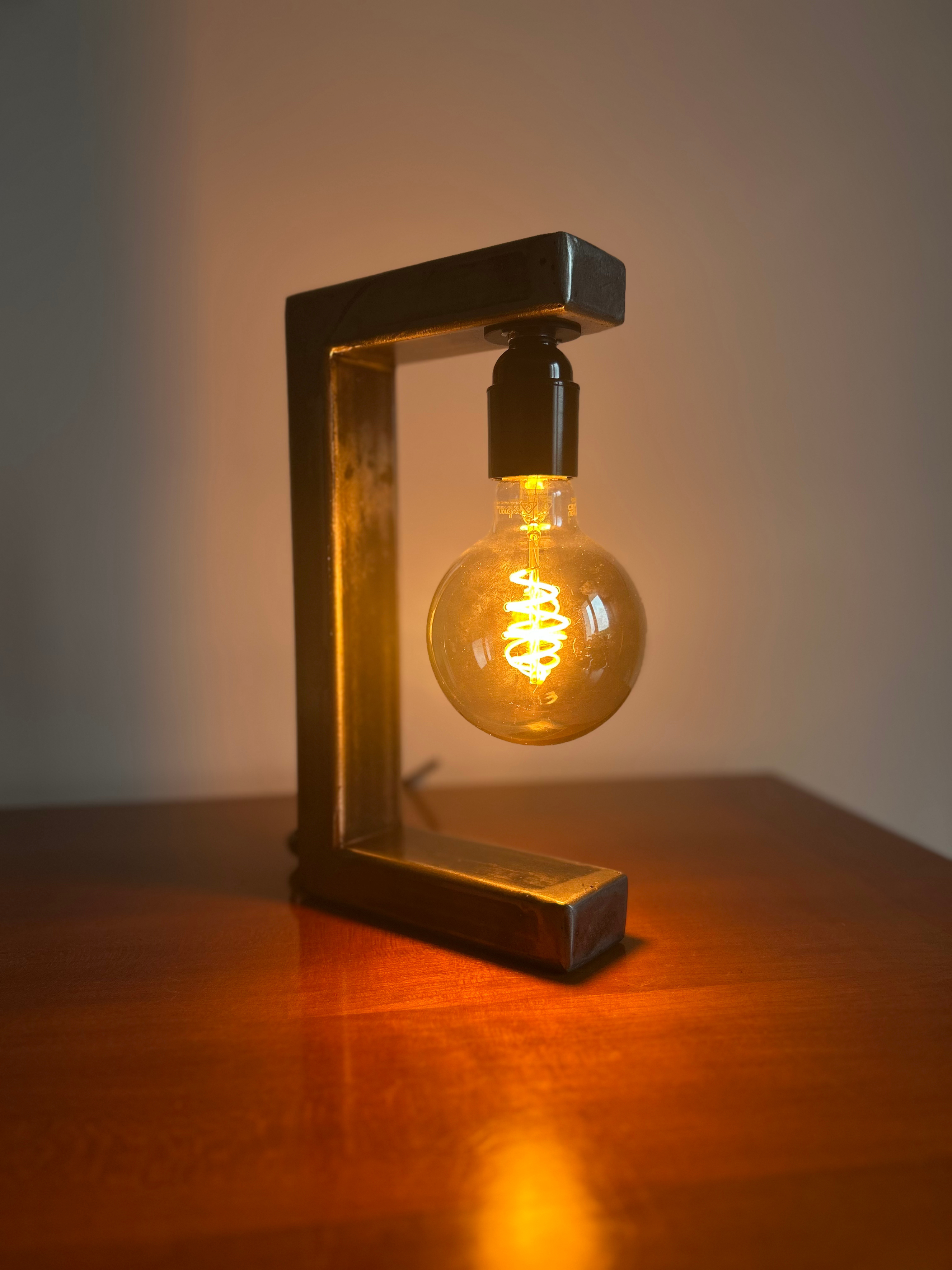 Lampe artisanale faite main | "Ark"