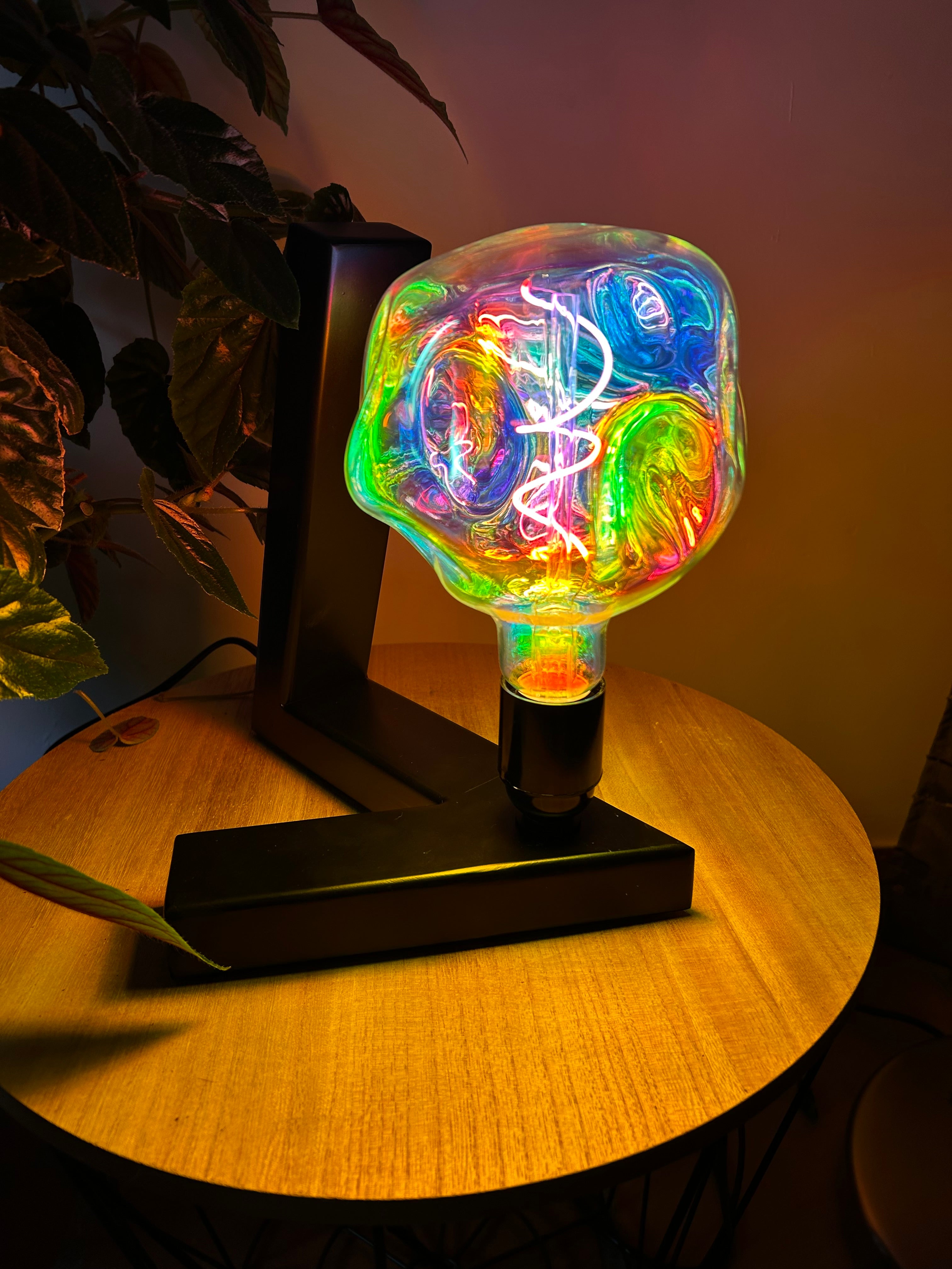 Lampe artisanale faite main | "Aurora" (noir brut)