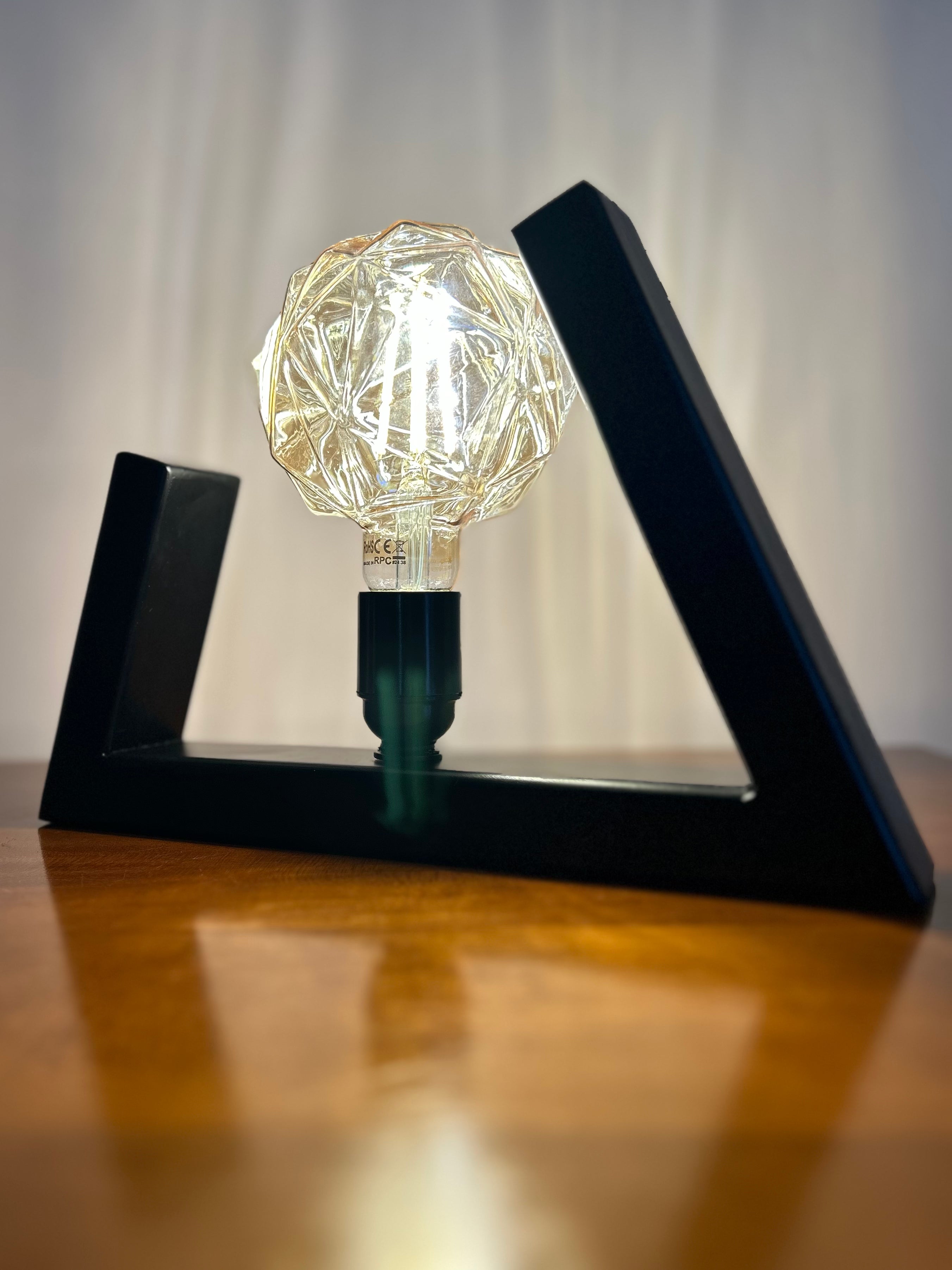 Lampe artisanale faite main | "Odak" (noir mat)