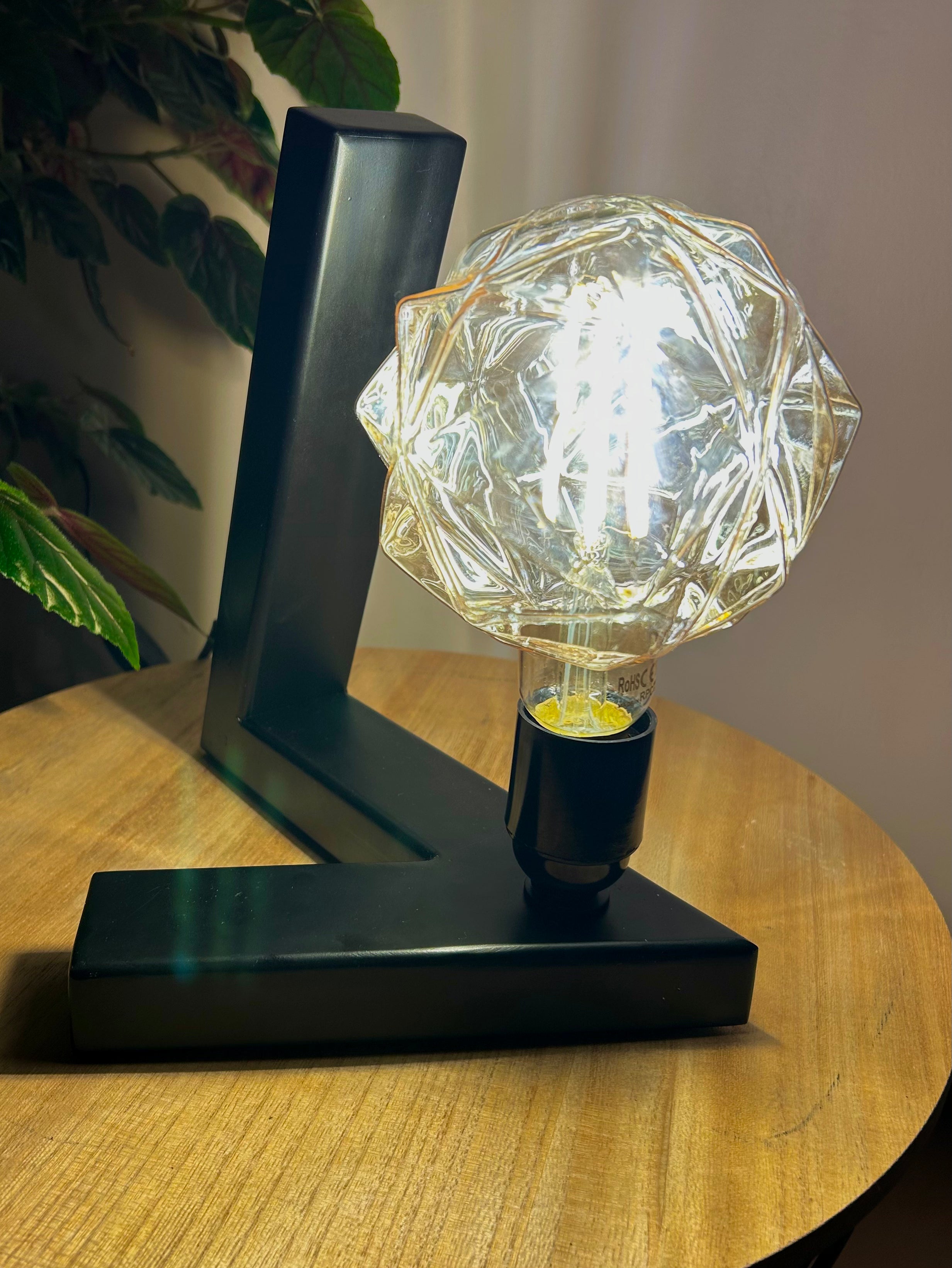 Lampe artisanale faite main | "Aurora" (noir brut)