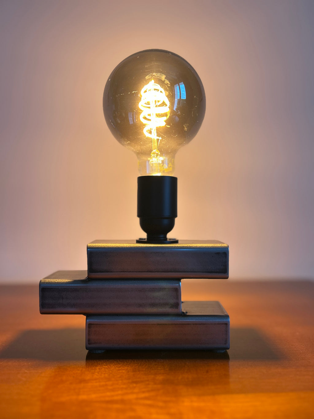 Lampe artisanale faite main | "Step"