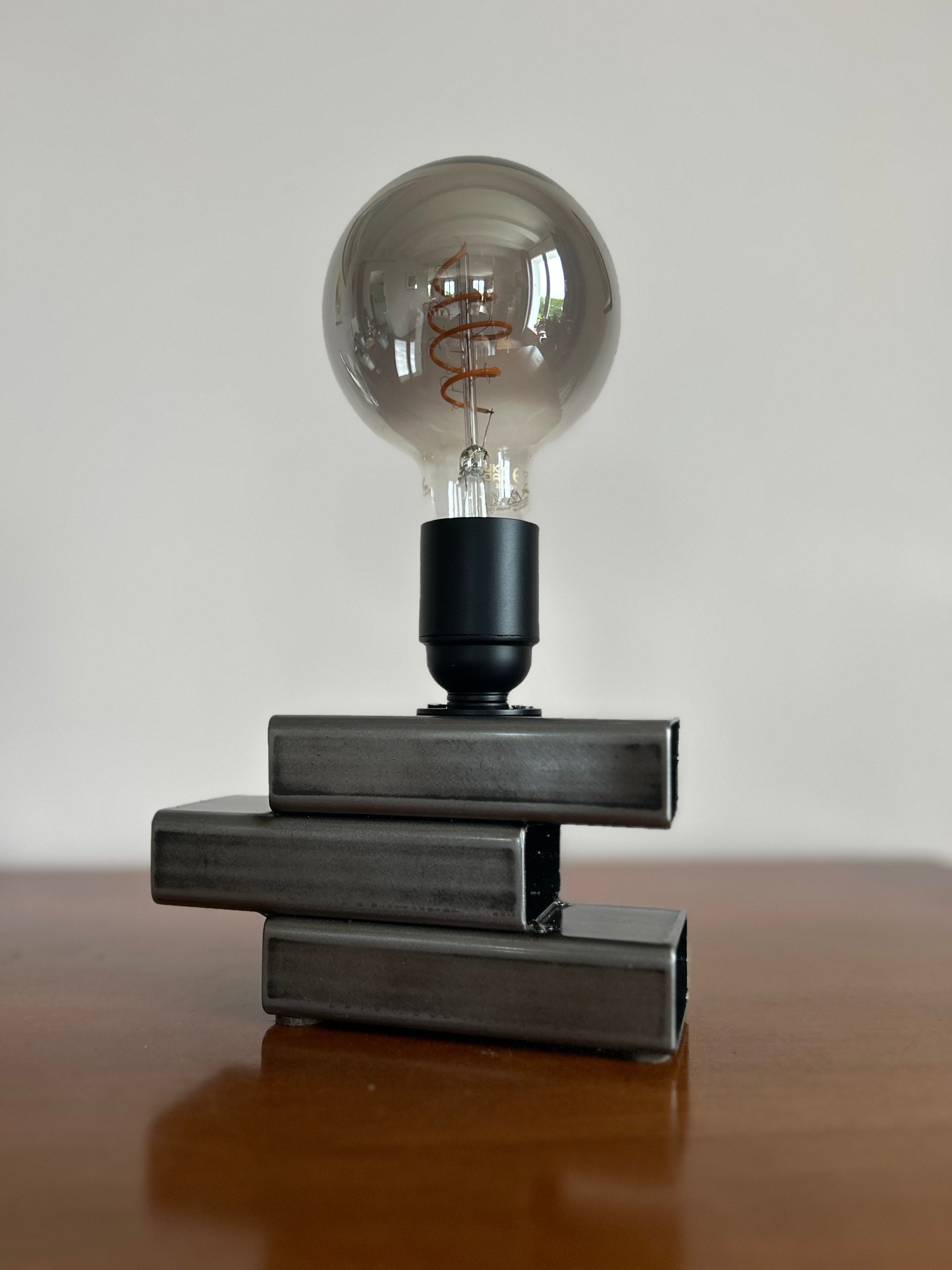 Lampe artisanale faite main | "Step"
